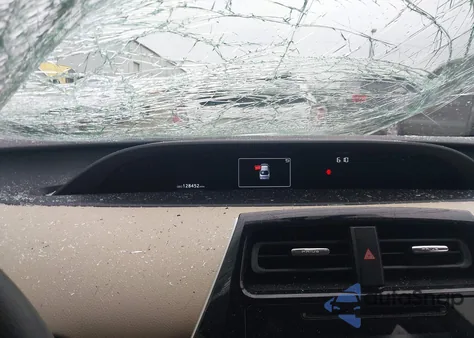 2016 Toyota Prius Two Eco z USA, uszkodzony, nr VIN JTDKARFU8G3005475